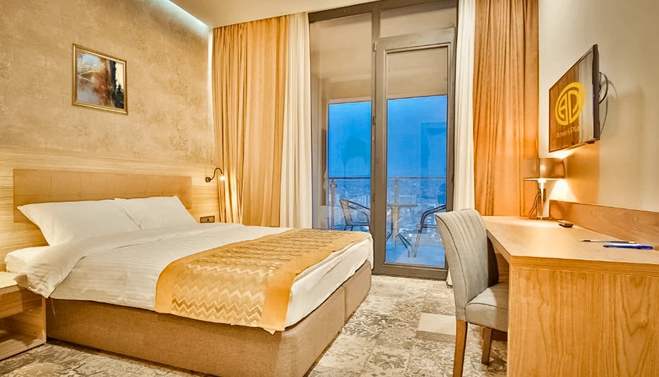 هتل آمری پلازا تفلیس